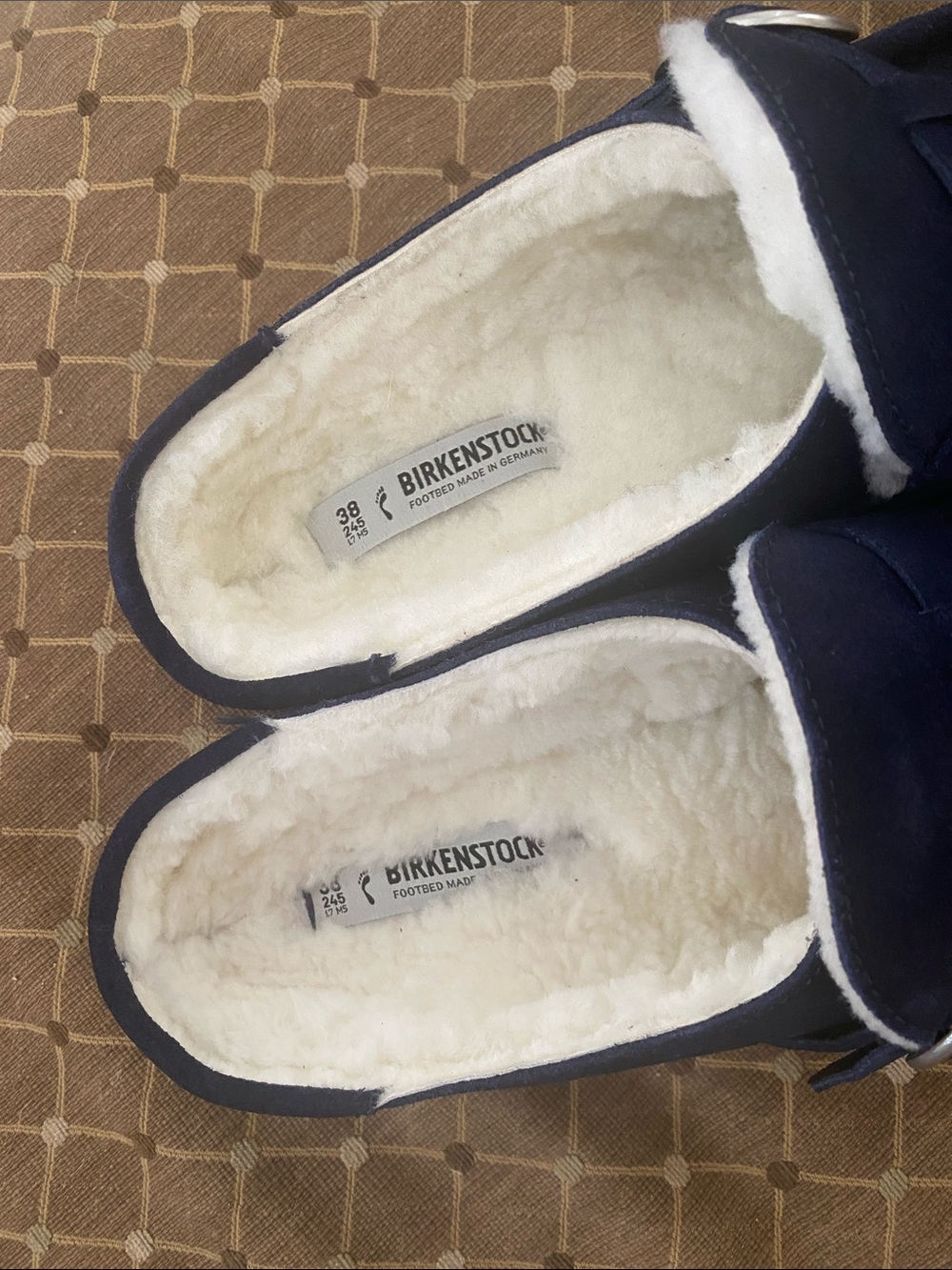 BNWNT Birkenstock Buckley Shearling in Navy Blue with Silver Hardware size 7-7.5 - Picture 4 of 8